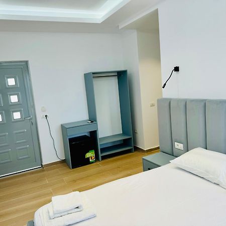 Petros Rooms Himare Luaran gambar