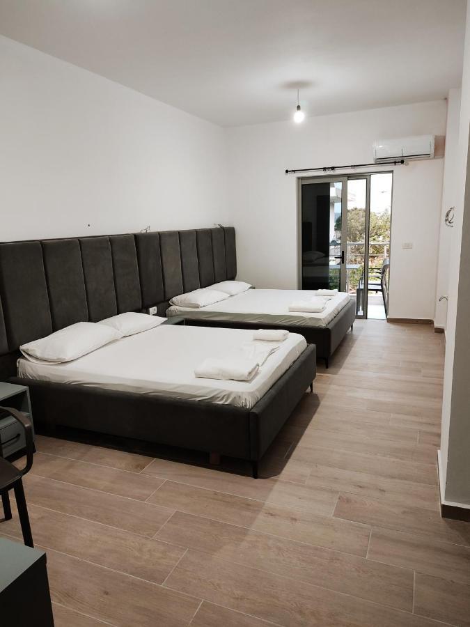 Petros Rooms Himare Luaran gambar