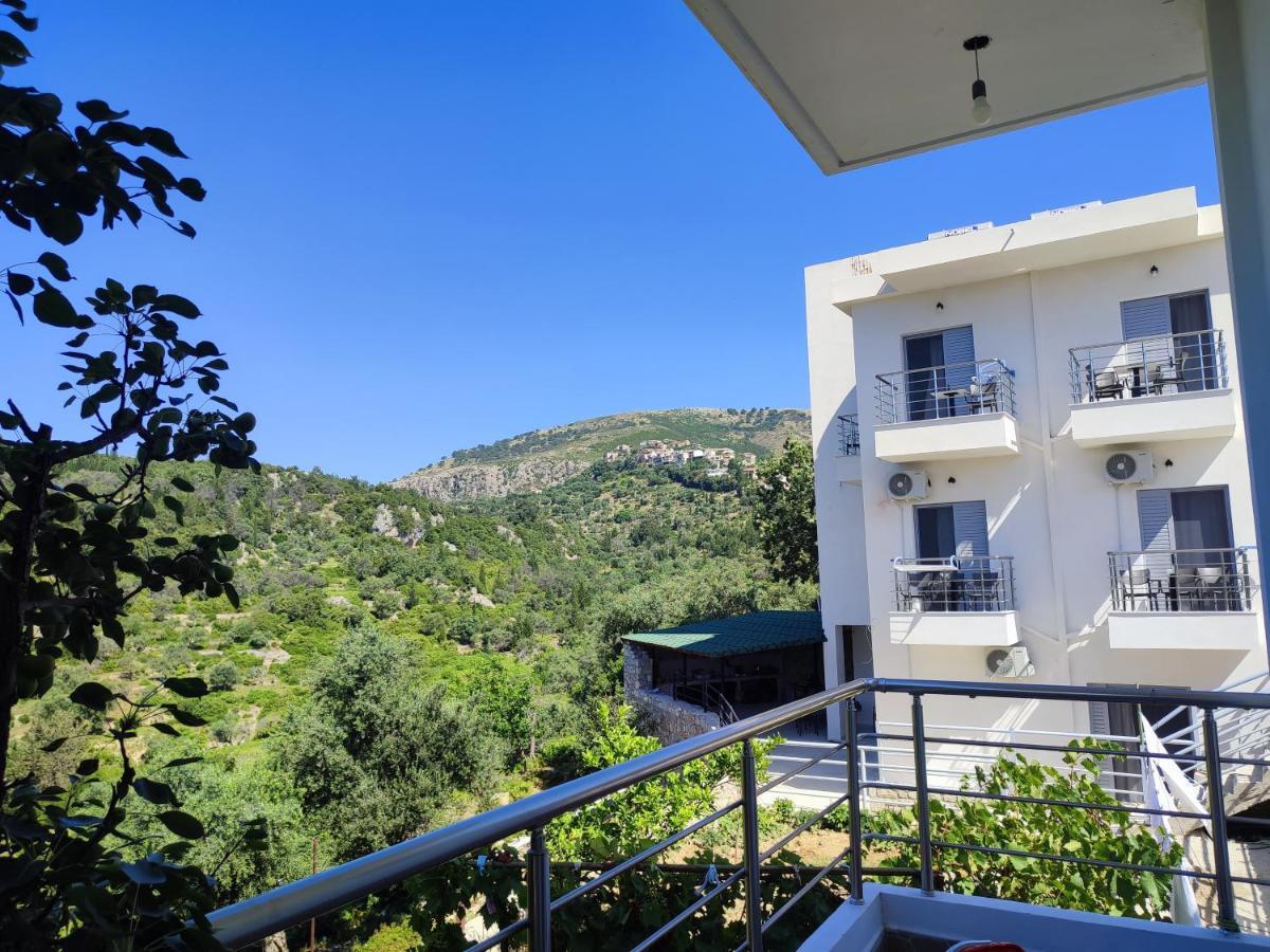 Petros Rooms Himare Luaran gambar